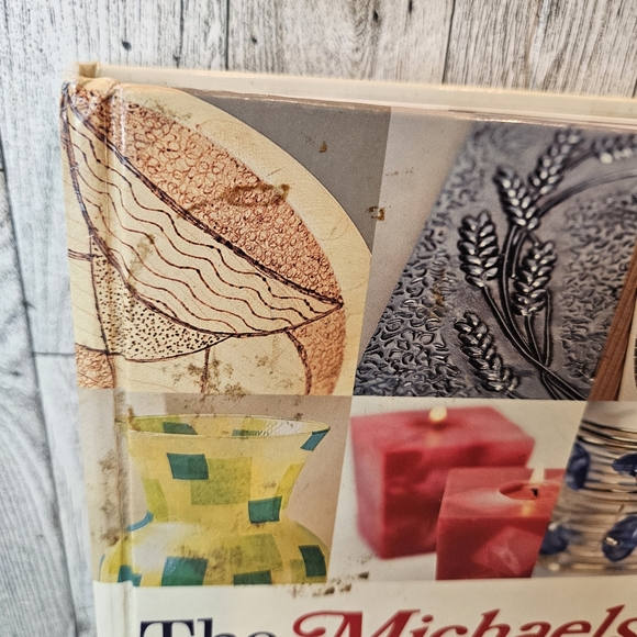 The Michaels Book of Arts & Crafts Large Hardcover Arts and Craft Projects - Picture 14 of 15